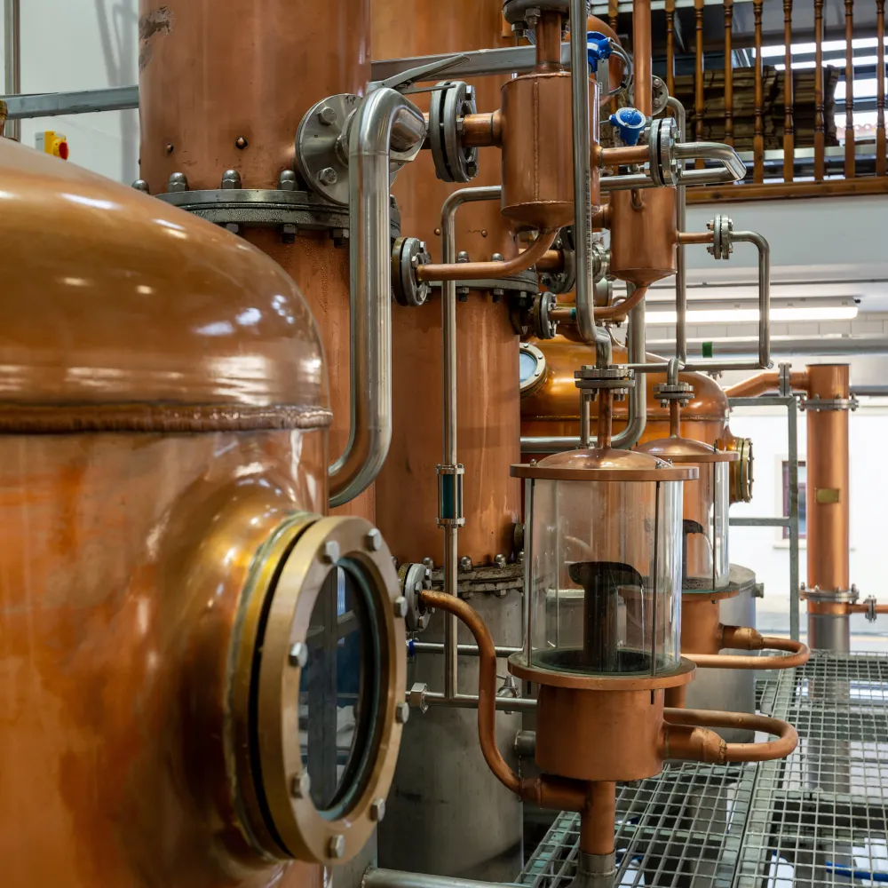 Guided Distillery Tour & Cocktail Masterclass