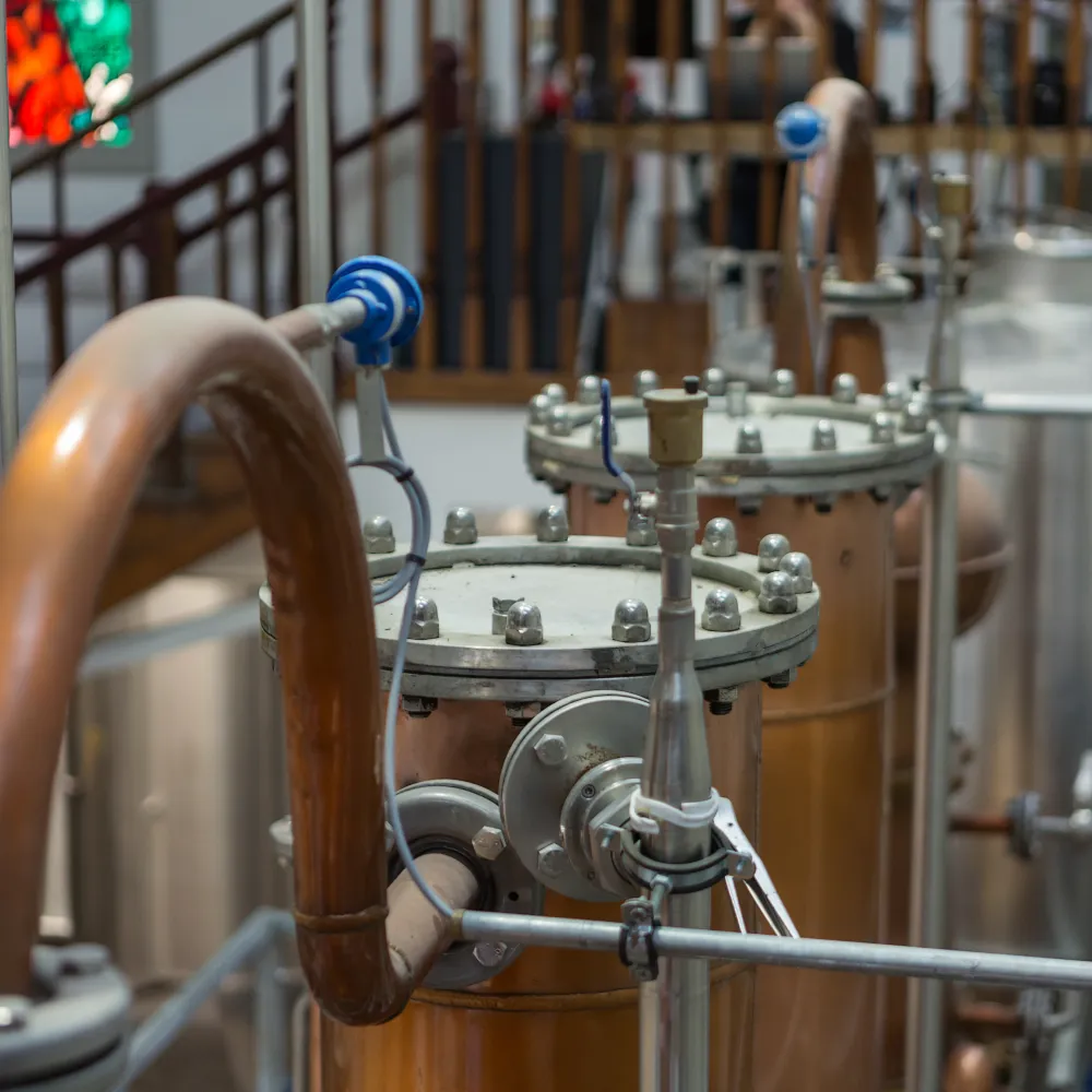 Guided Distillery Tour & Cocktail Masterclass